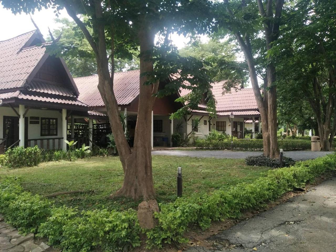 Inthanon Riverside Resort จอมทอง ภายนอก รูปภาพ
